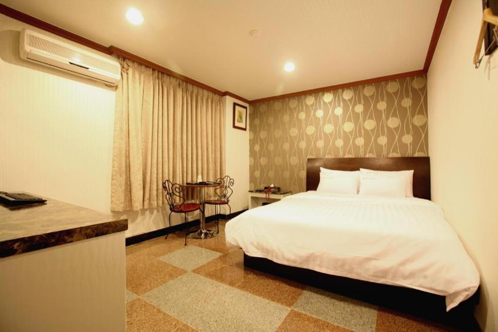 New World Hotel Yongsan Szöul Kültér fotó